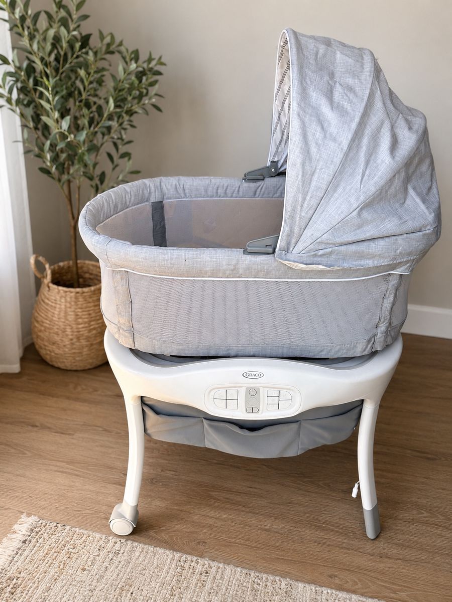 Graco Sense2Snooze bassinet and mattress insert