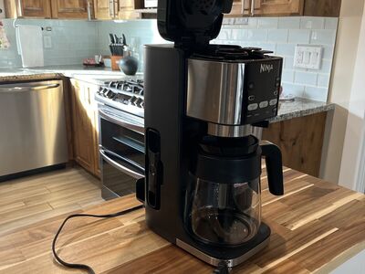 NInja DualBrew Grounds & Pods Hot & Iced Coffee