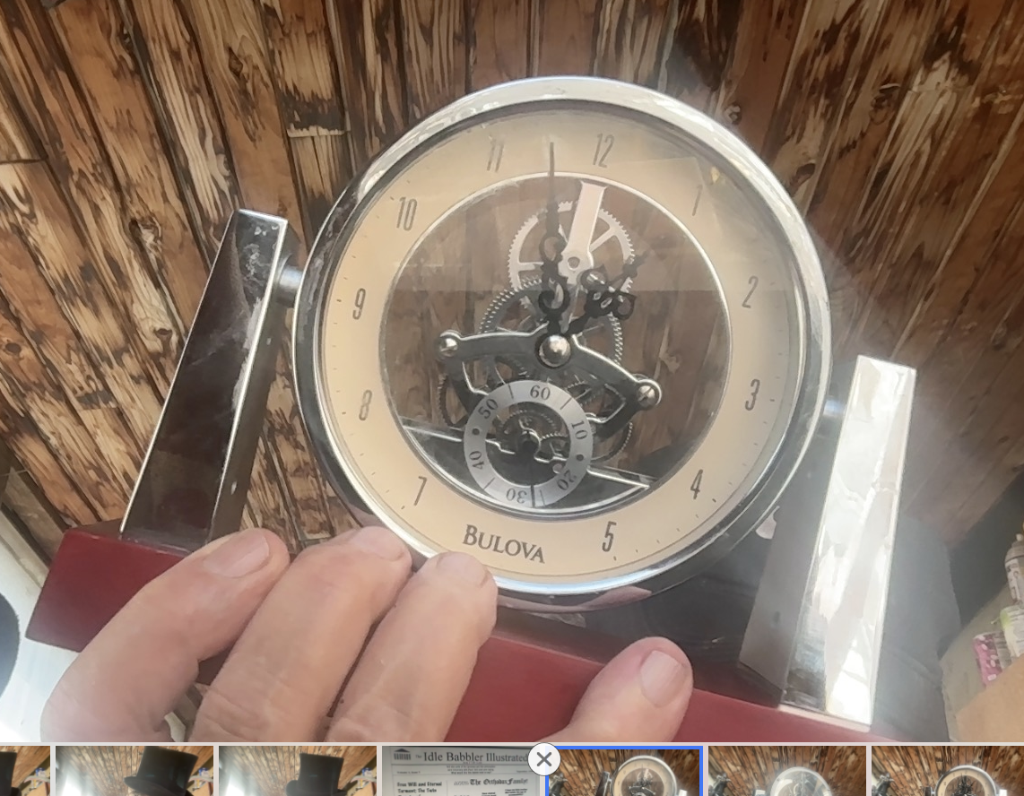 NICE. BULOVA DESK CLOCK