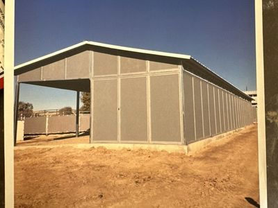 Noble 6 Stall Barn With Cowboy Porch