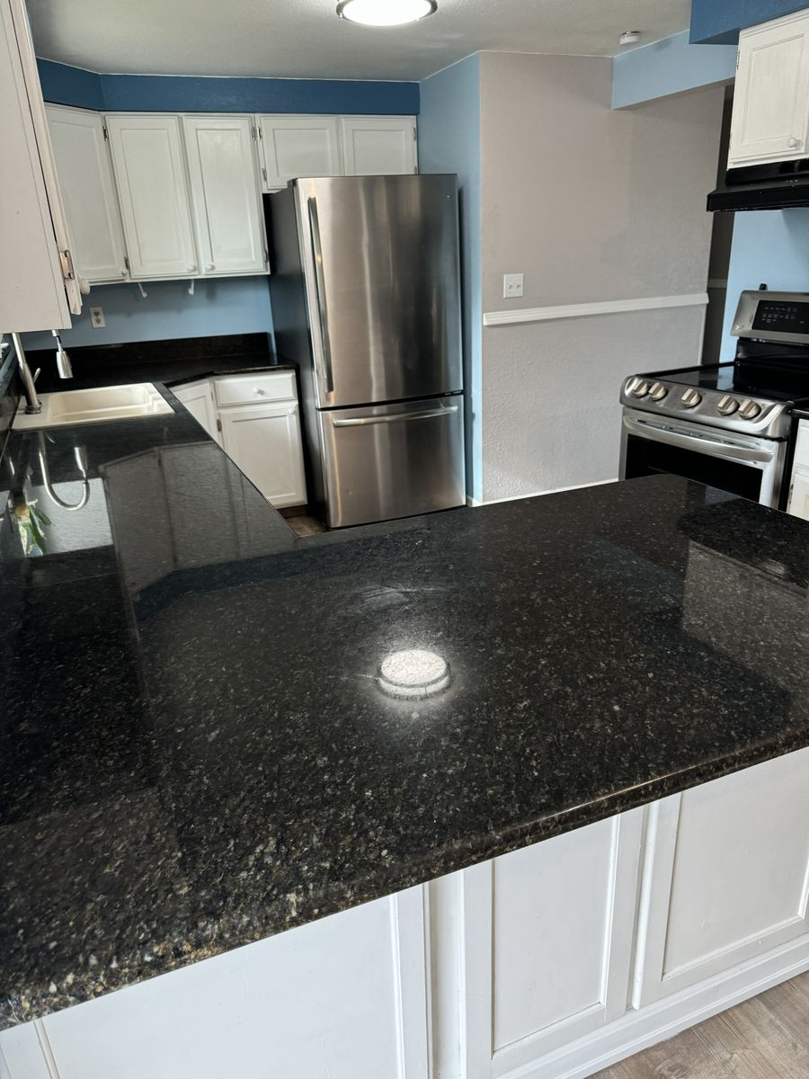 Main image 13