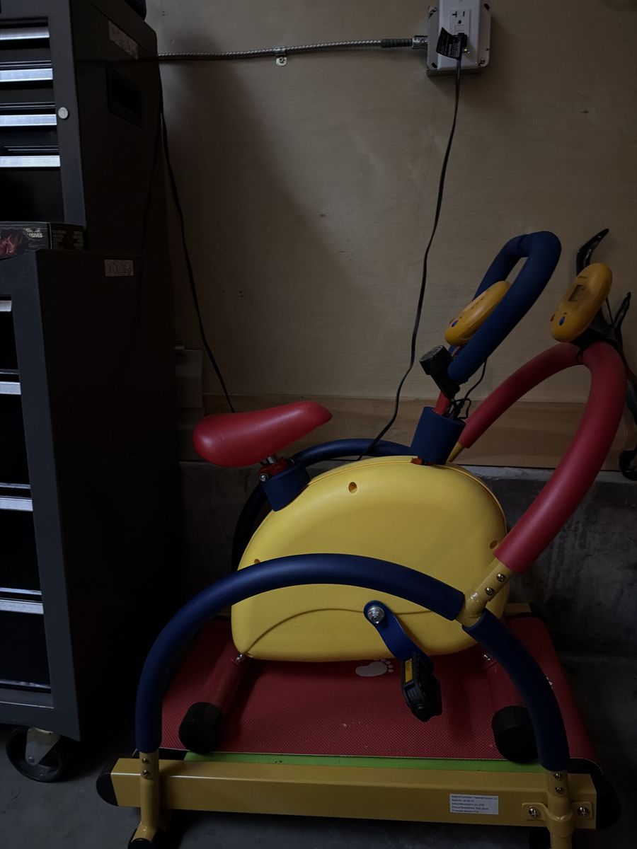 Hey Play Kids Treadmill and Bike