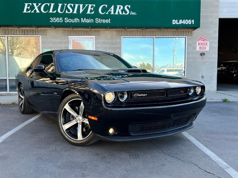 2017 Dodge Challenger R/T Shaker