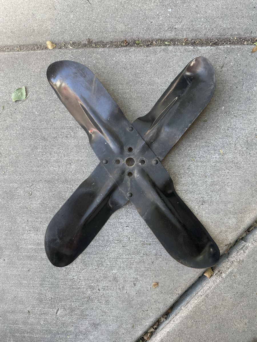 Chevrolet vintage Fan Blade