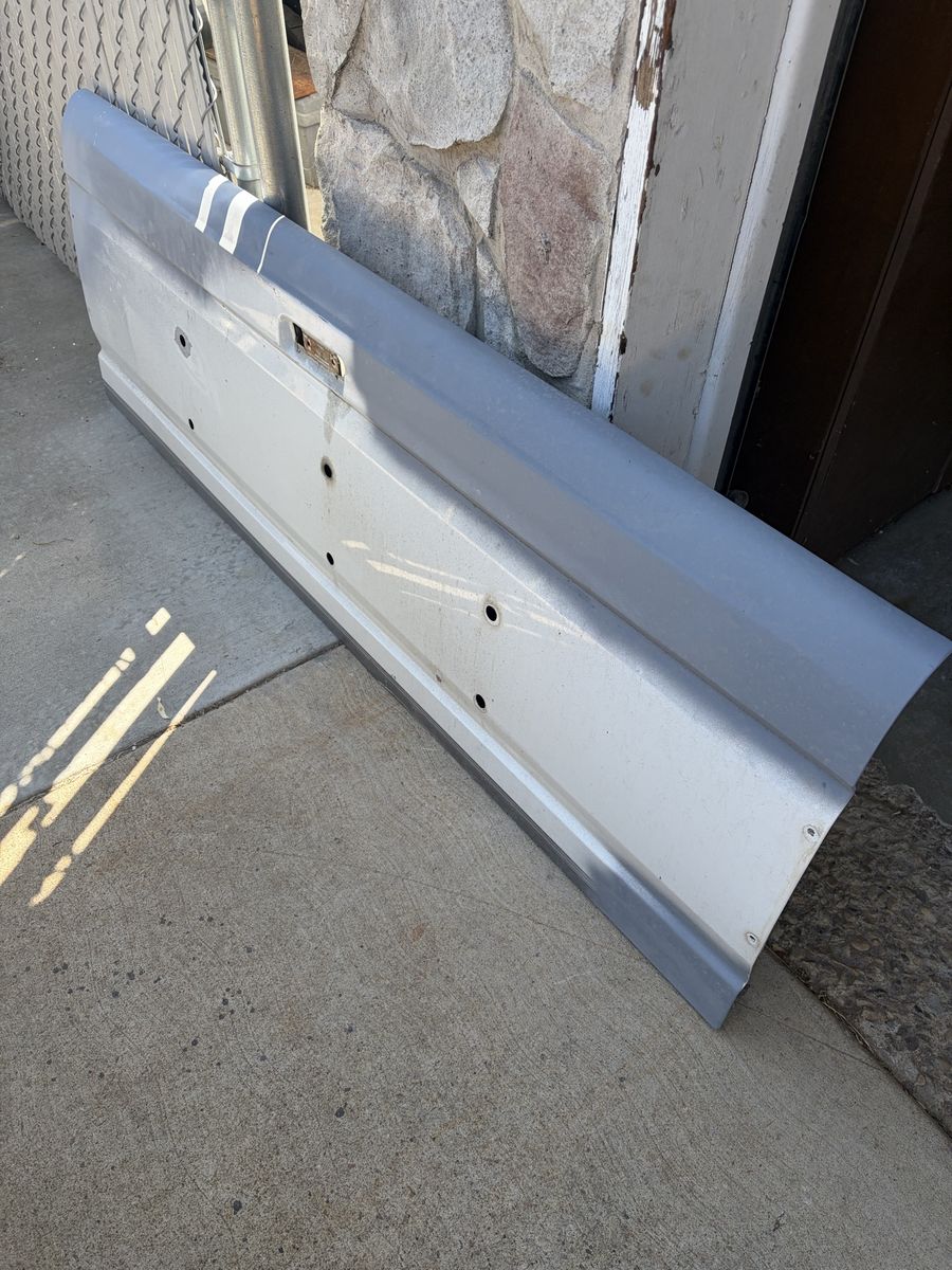 Obs Ford F350 XLT tailgate. 1997 vintage, real O.E. Ford part. Minor dings in top rail have been filled and smoothed.