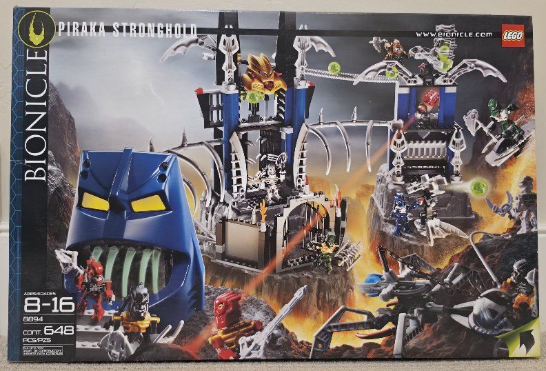 LEGO 8894 Bionicle Piraka Stronghold Set - New,  Unopened 