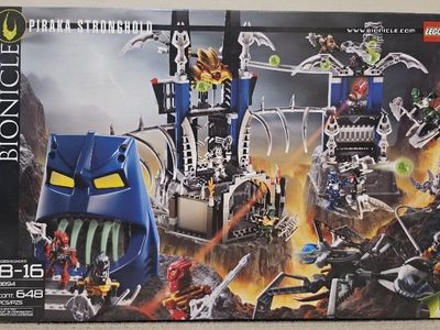 LEGO 8894 Bionicle Piraka Stronghold Set - New, Unopened