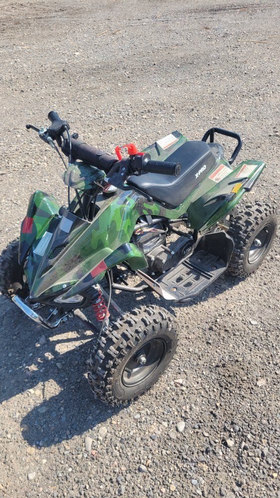 R1657 X-PRO Thunder 40cc Kids ATV with Chain Transmission, Pull start! Disc Brake! 6" Tires