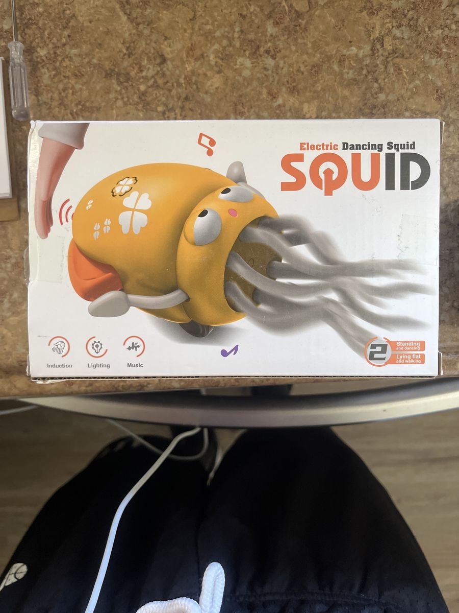 Electric Dancing Squid Toy - Interactive Induction, Lighting, & Music