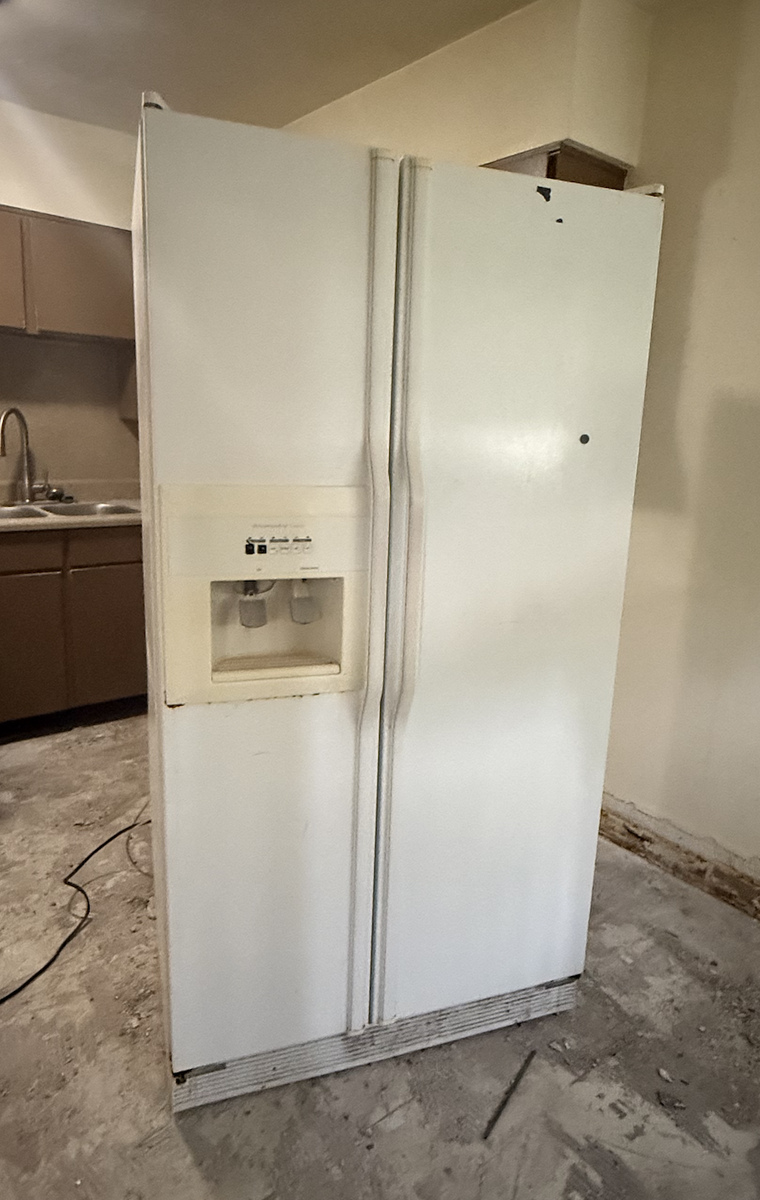 FREE! Functioning Side-by-Side Refrigerator