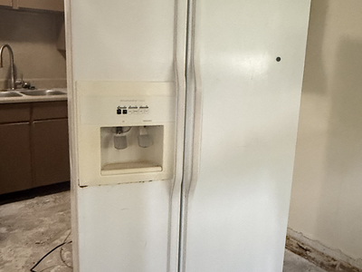 FREE! Functioning Side-by-Side Refrigerator