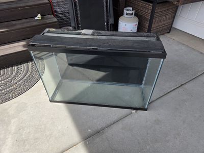 45 Gal fish tank aquarium