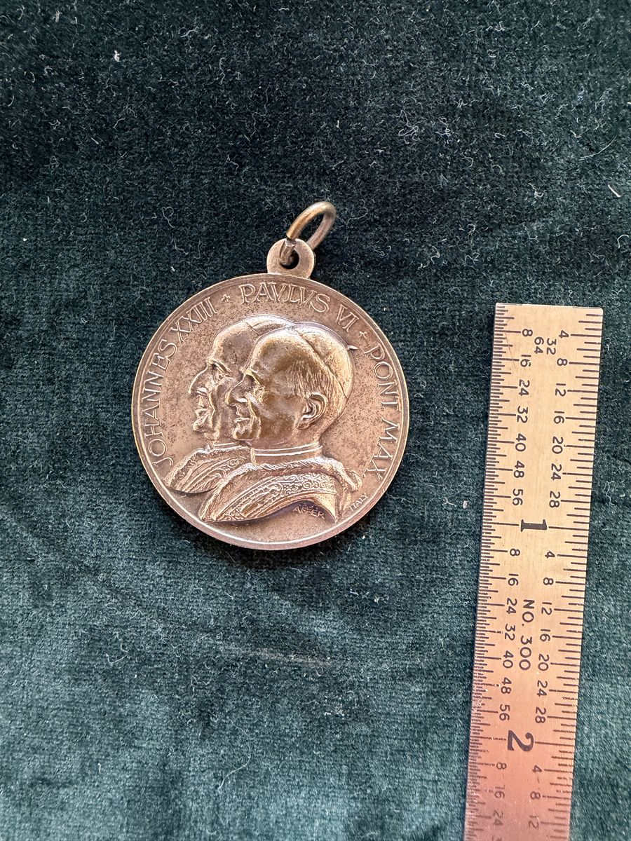 Main image 2