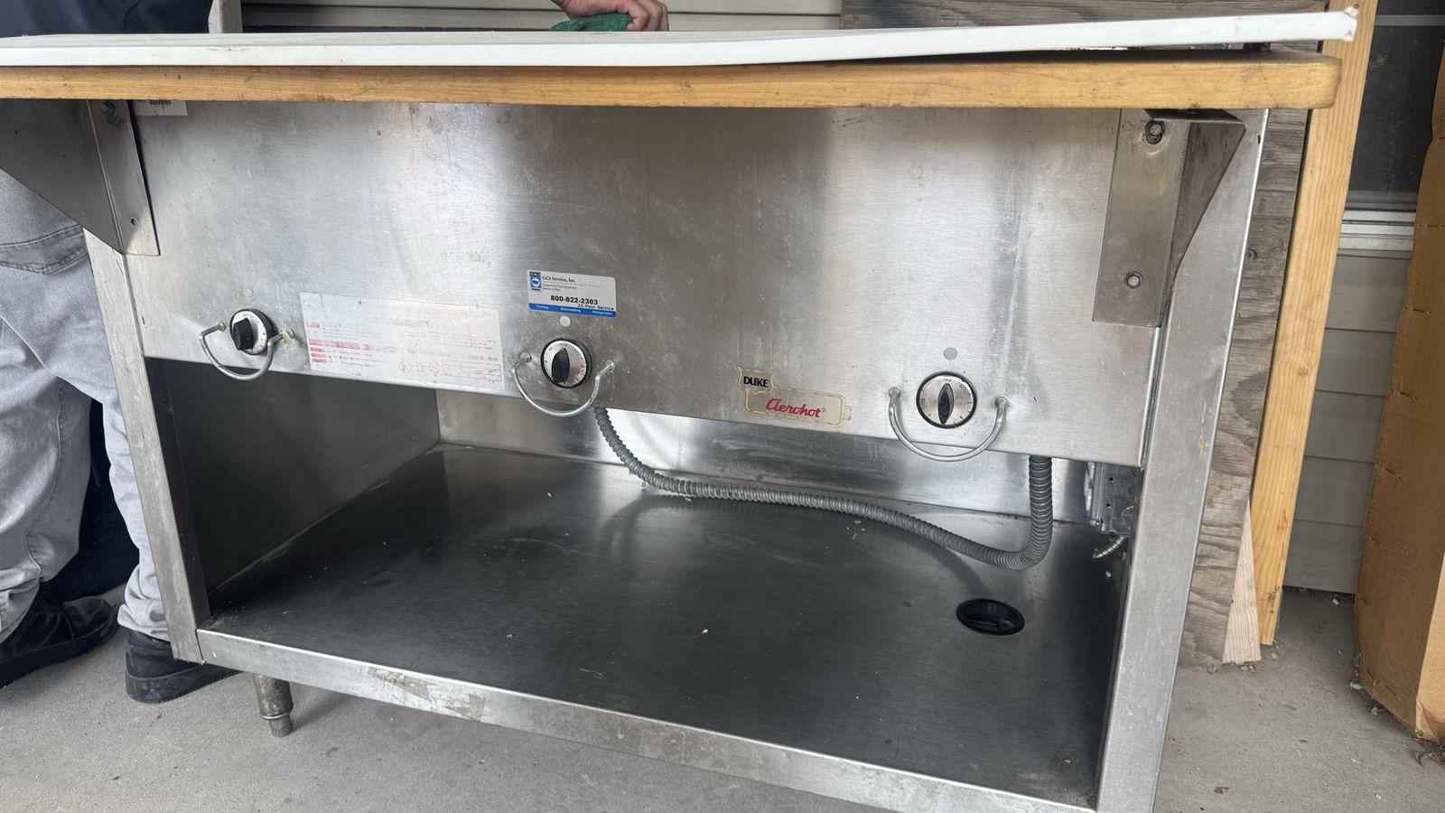 Duke Aerohot Commercial Stainless Steel 3-Well Electric Hot Food Steam Table