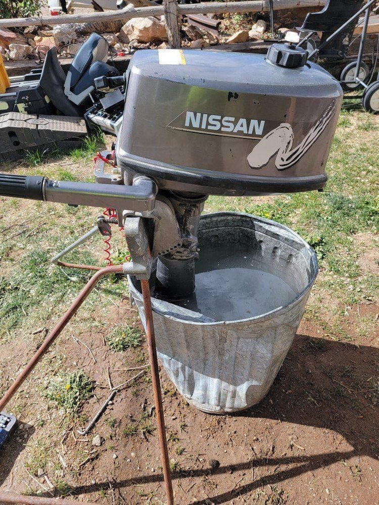 Nissan 5 HP Short Shaft Outboard