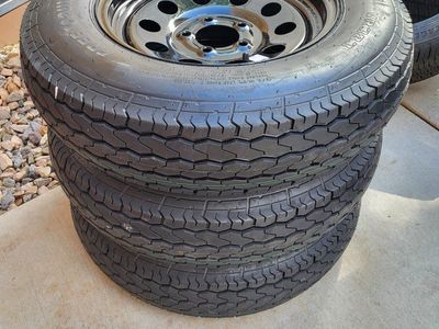 Trailer Tires w/Rims ST205/75D15
**White & Black**
Free Country/Garvee/Eco Trail