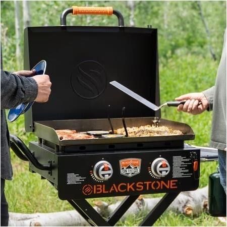 Blackstone 22" On The Go Flat Top Griddle with Hood - Portable Propane Gas Grill
