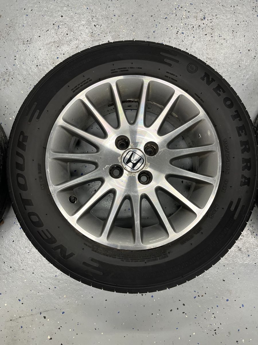 OEM Honda 15 Inch Alloy Wheels with Tires - Set of 4