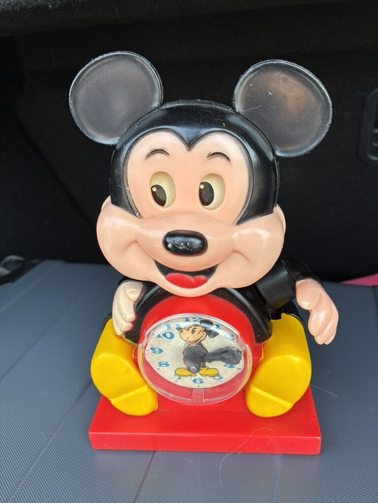 Walt Disney Mikey Mouse Clock