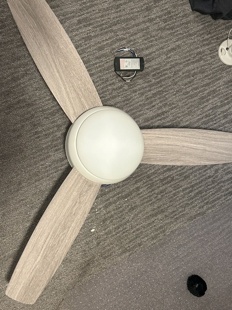 Harbor Breeze 3 Blade Remote Control Ceiling fan