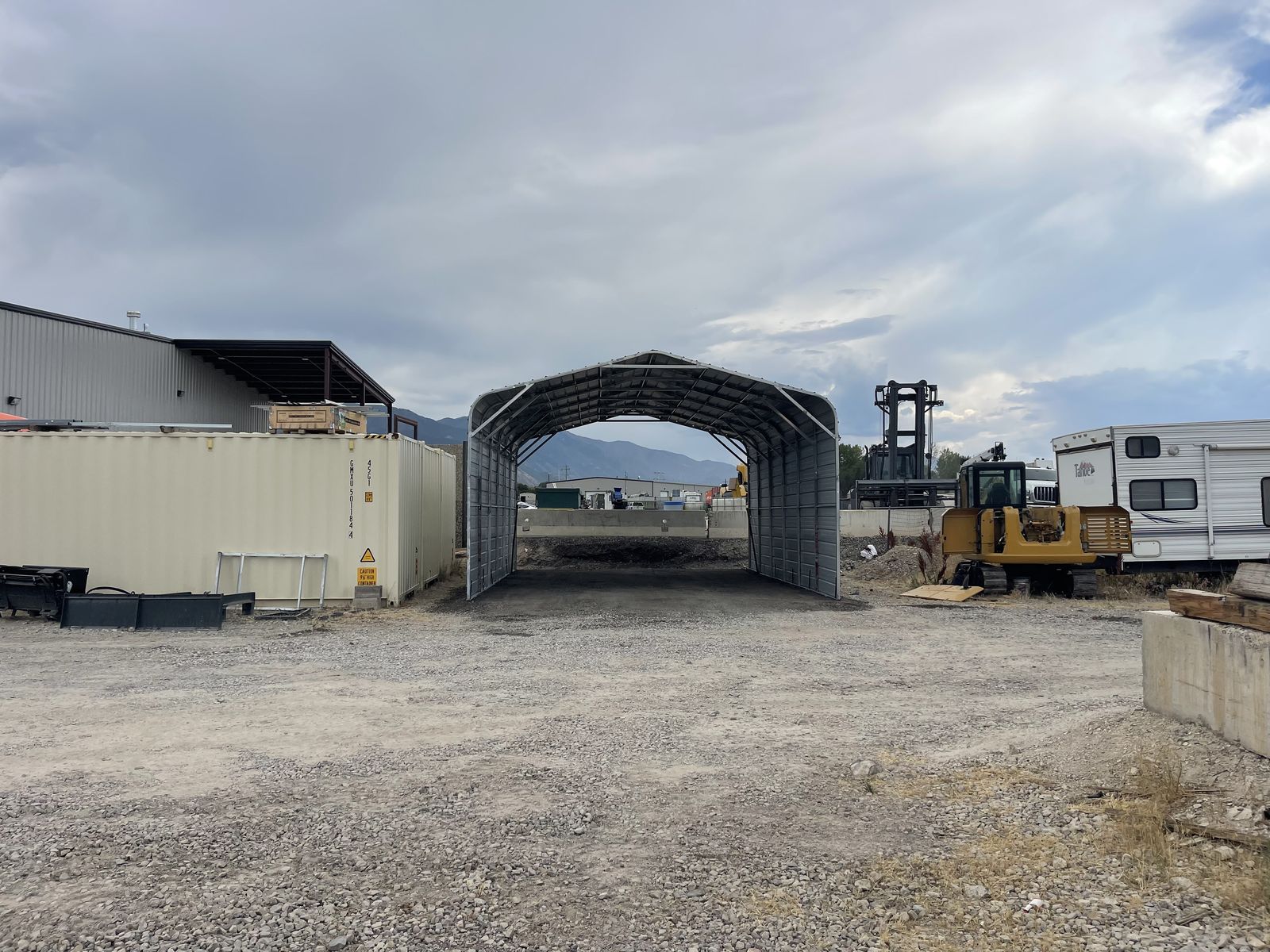 Main image 6