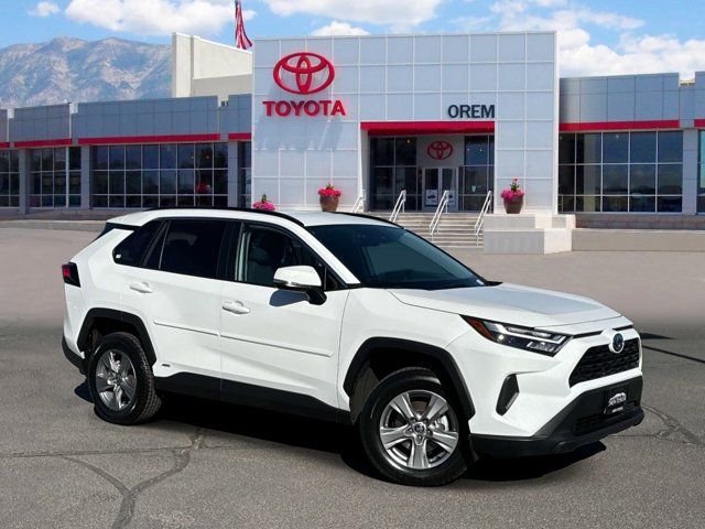 2024 Toyota RAV4 LE