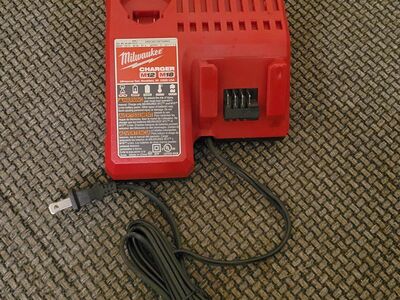 Milwaukee M12 and M18 battery charger