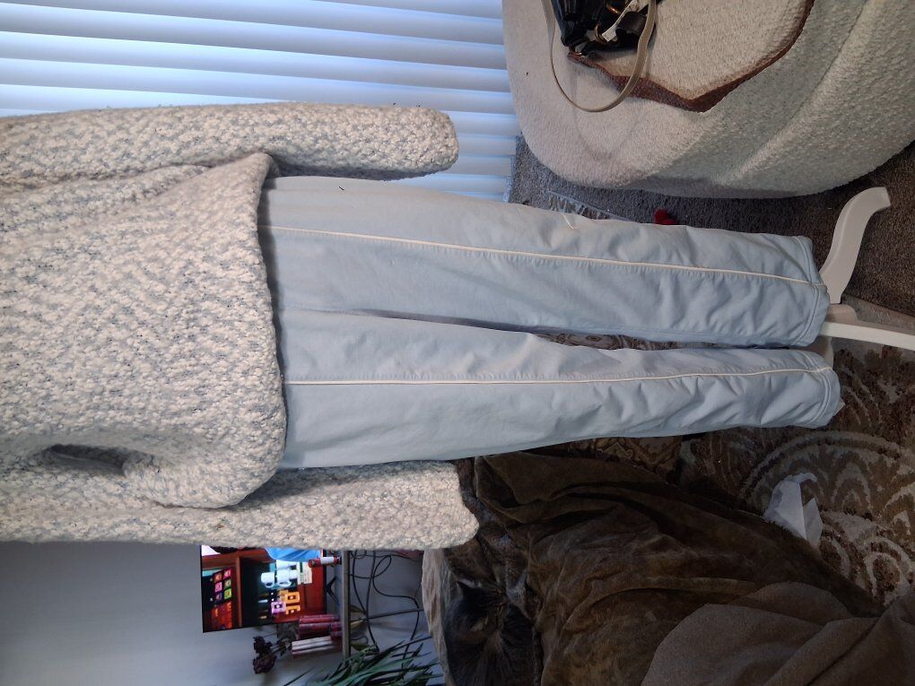 Nike athletic Capri pants sz m