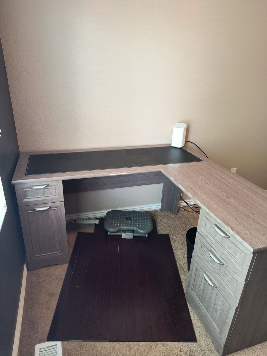 Office Desk