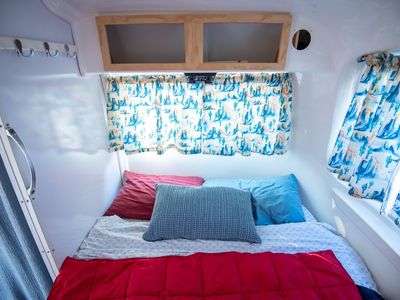 17' Fiberglass Burro Camper