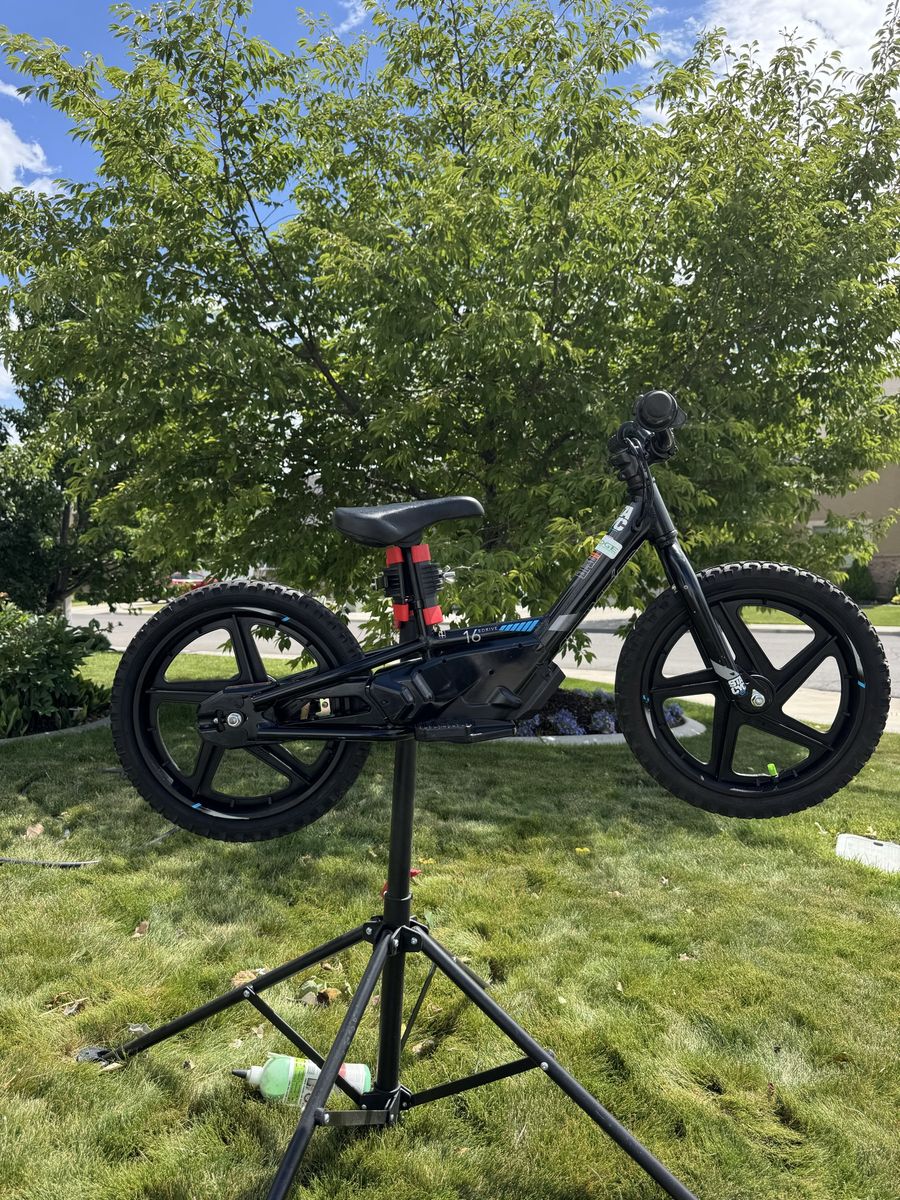 2020 stacyc electric 16” bike