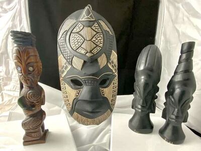 Like New - Genuine Hand Carved Wood from Fiji - Ebony Wood Couple - LG MASK - Moana Wood - C PIX