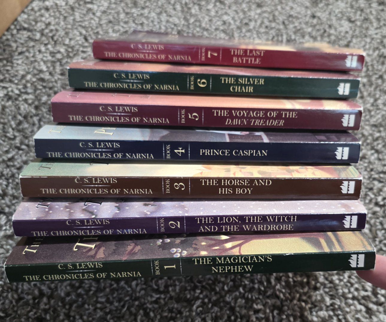 C.S. Lewis The Chronicles of Narnia Complete 7-Book Series Fantasy Paperback Set