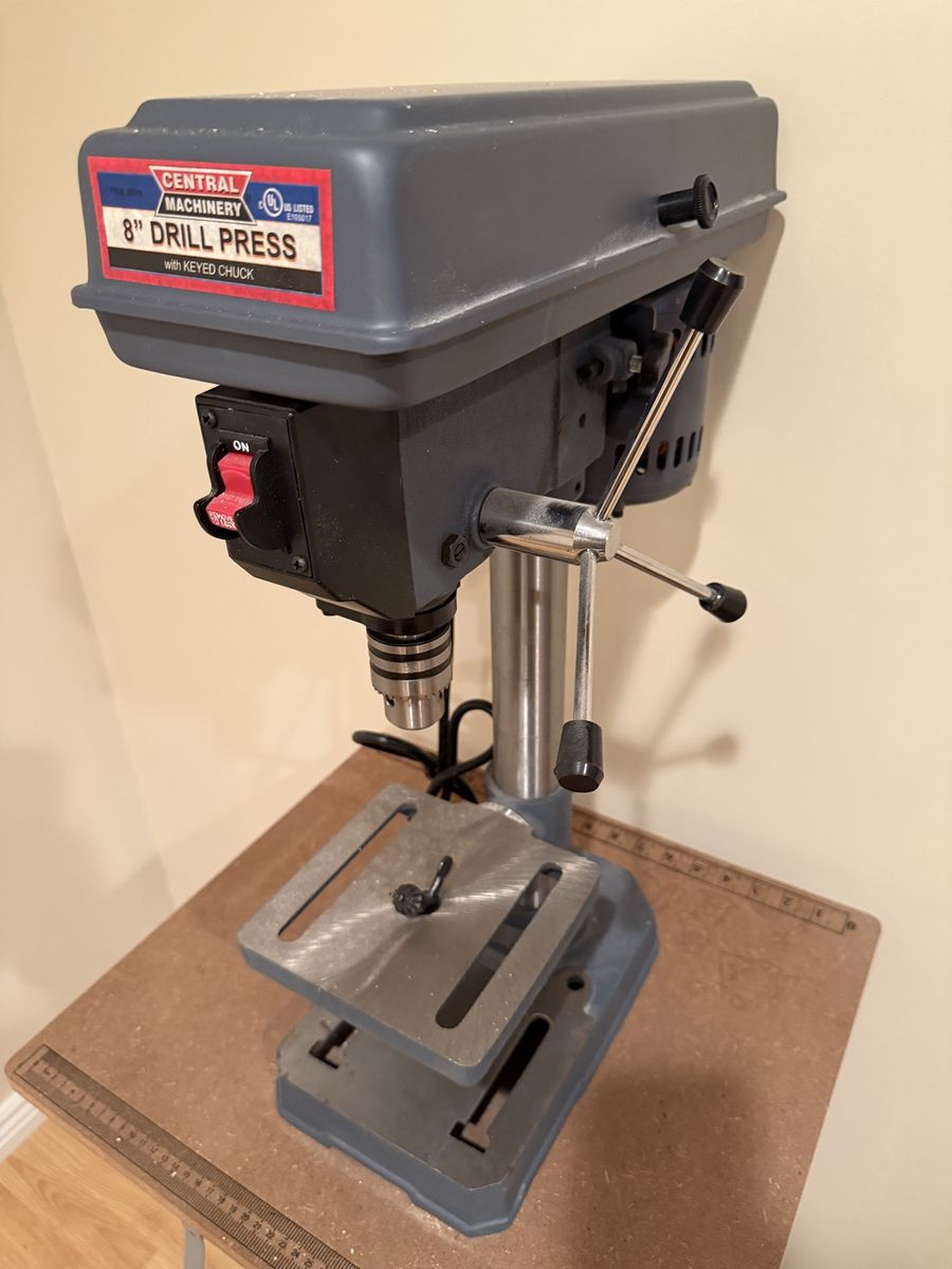 Central Machinery 8" Drill Press with Keyed Chuck