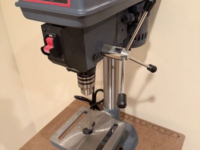 Central Machinery 8" Drill Press with Keyed Chuck