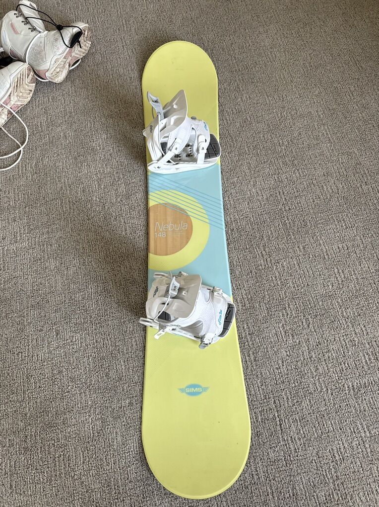 Sims nebula 148 Snowboard With lTD Boots