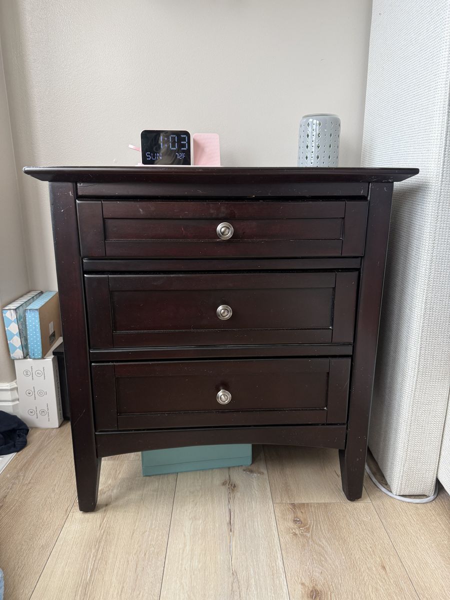 Full King/California Bedroom Set