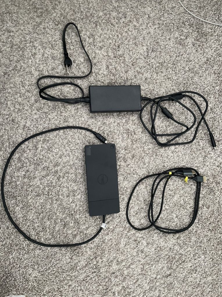 Dell WD22TB4 Thunderbolt 4 Dock w/ Charger & Cable