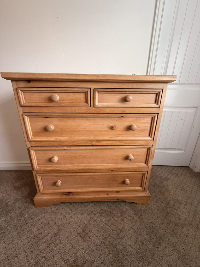 Main image 3