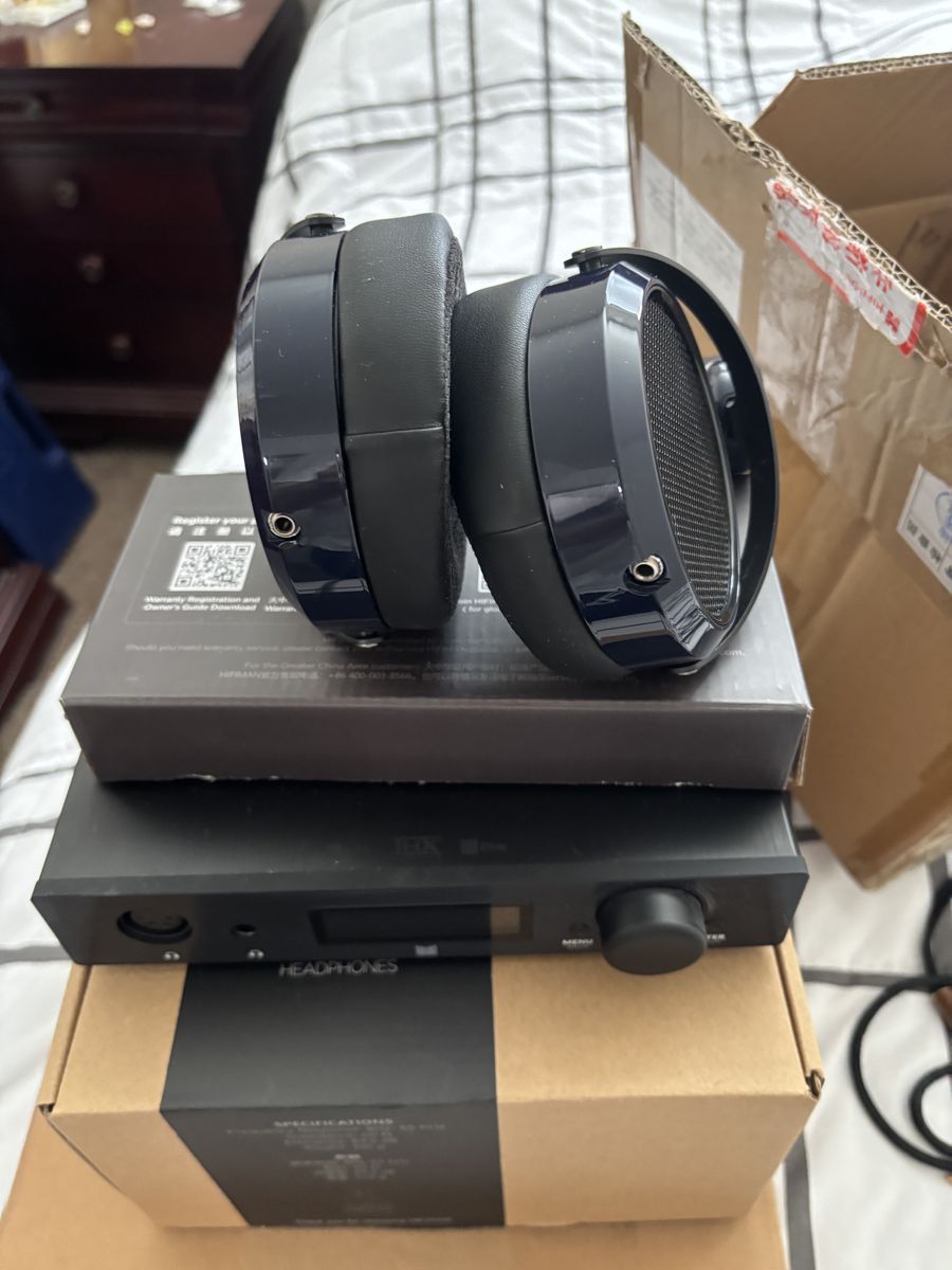 HiFiman HE6SE Headphones LNIB. Monolith THX AAA Tech. DualDACs H.F. Amp.