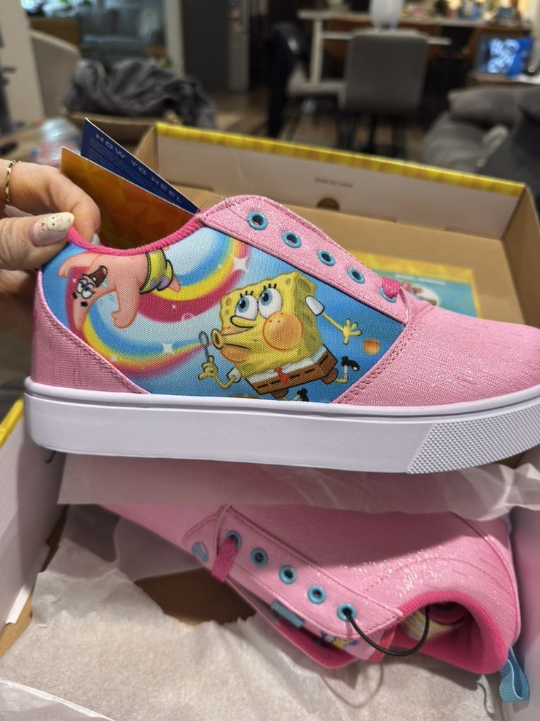 NEW SpongeBob SquarePants big kids 6/ Women 7