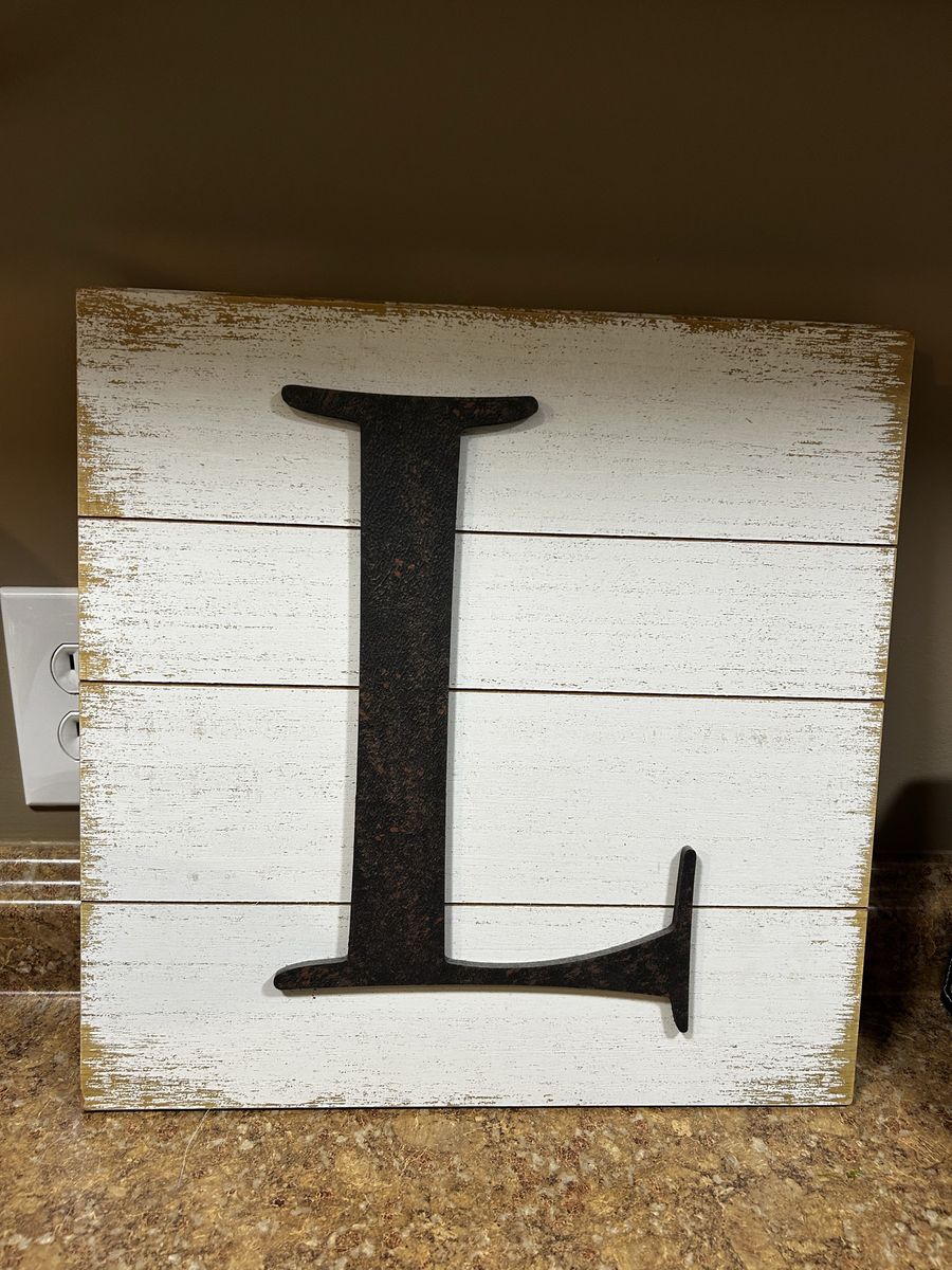 Main image 3