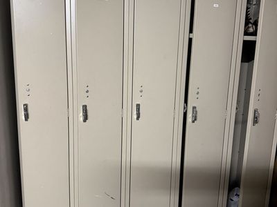 Metal Lockers - 5 Units