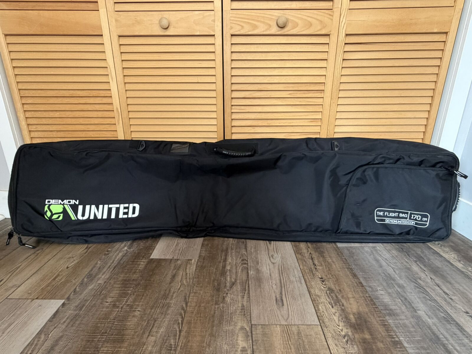 LIKE NEW DEMON United The Flight Bag 170 cm, Roller Snowboard Ski Travel Bag