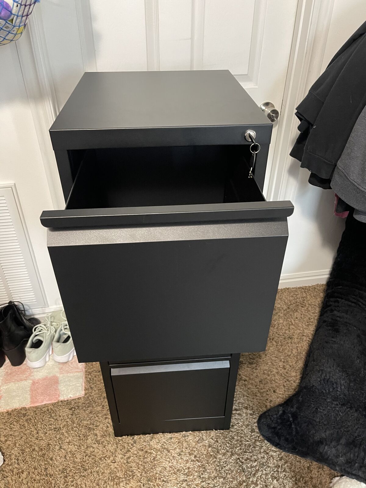 Locking3 Drawer File Cabinet