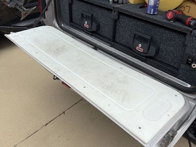 80 Series Land Cruiser tailgate cutting board