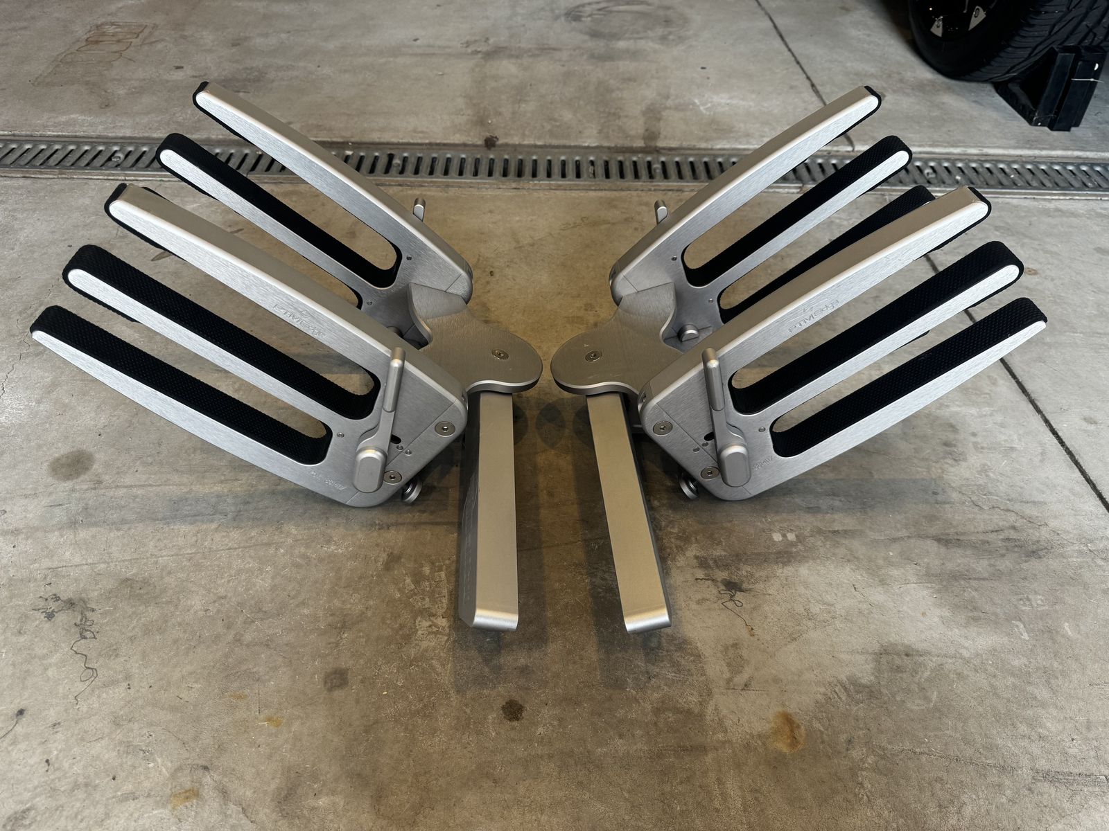 Wakesurf Board Rack PTM Gen 2 Clamping Swivel Racks (Pair)