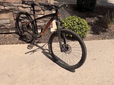 Kona Blast 27.5” Hardtail Mountain Bike - Medium - Shimano Deore - RockShox Fork