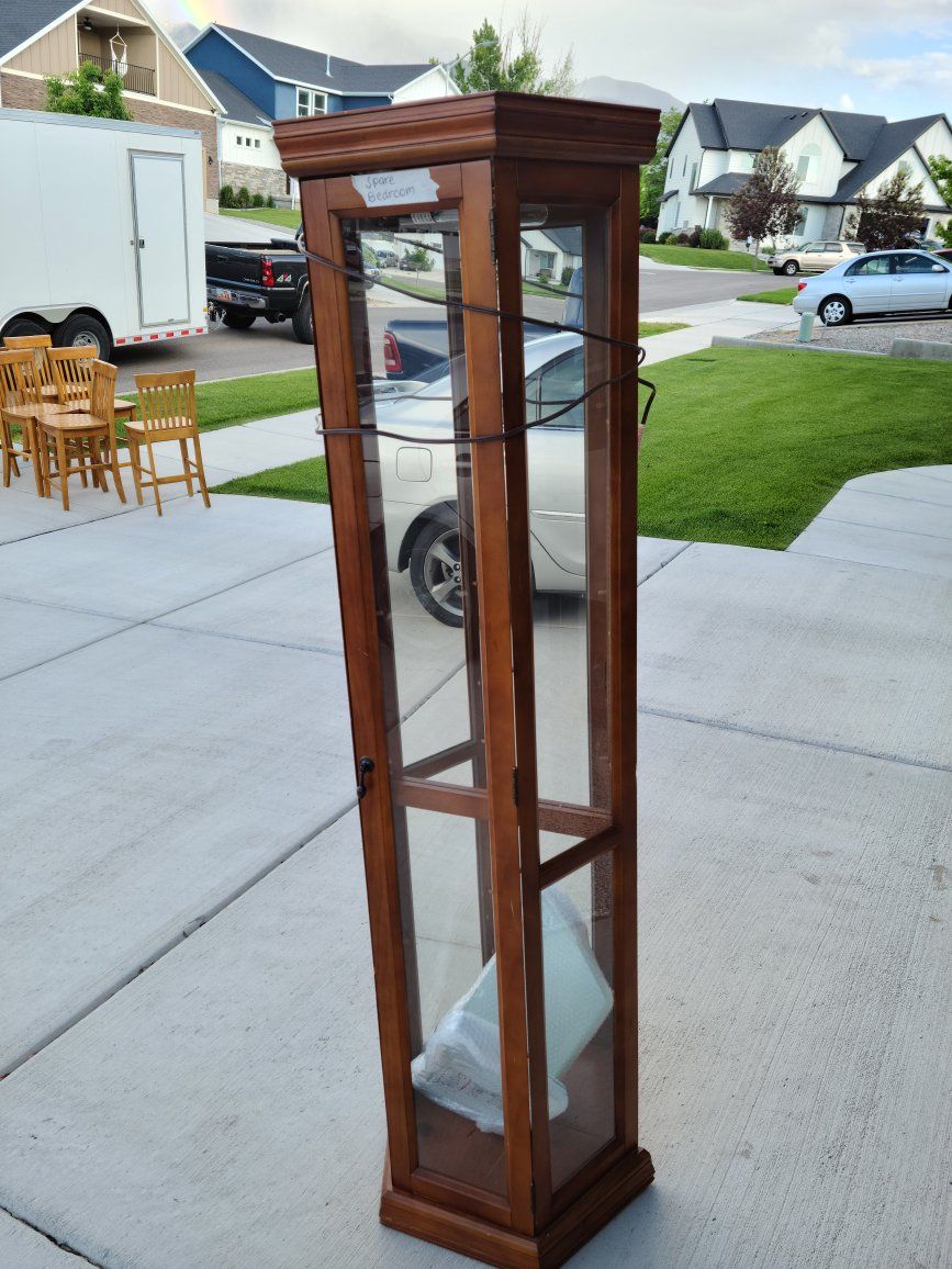 corner cabinet