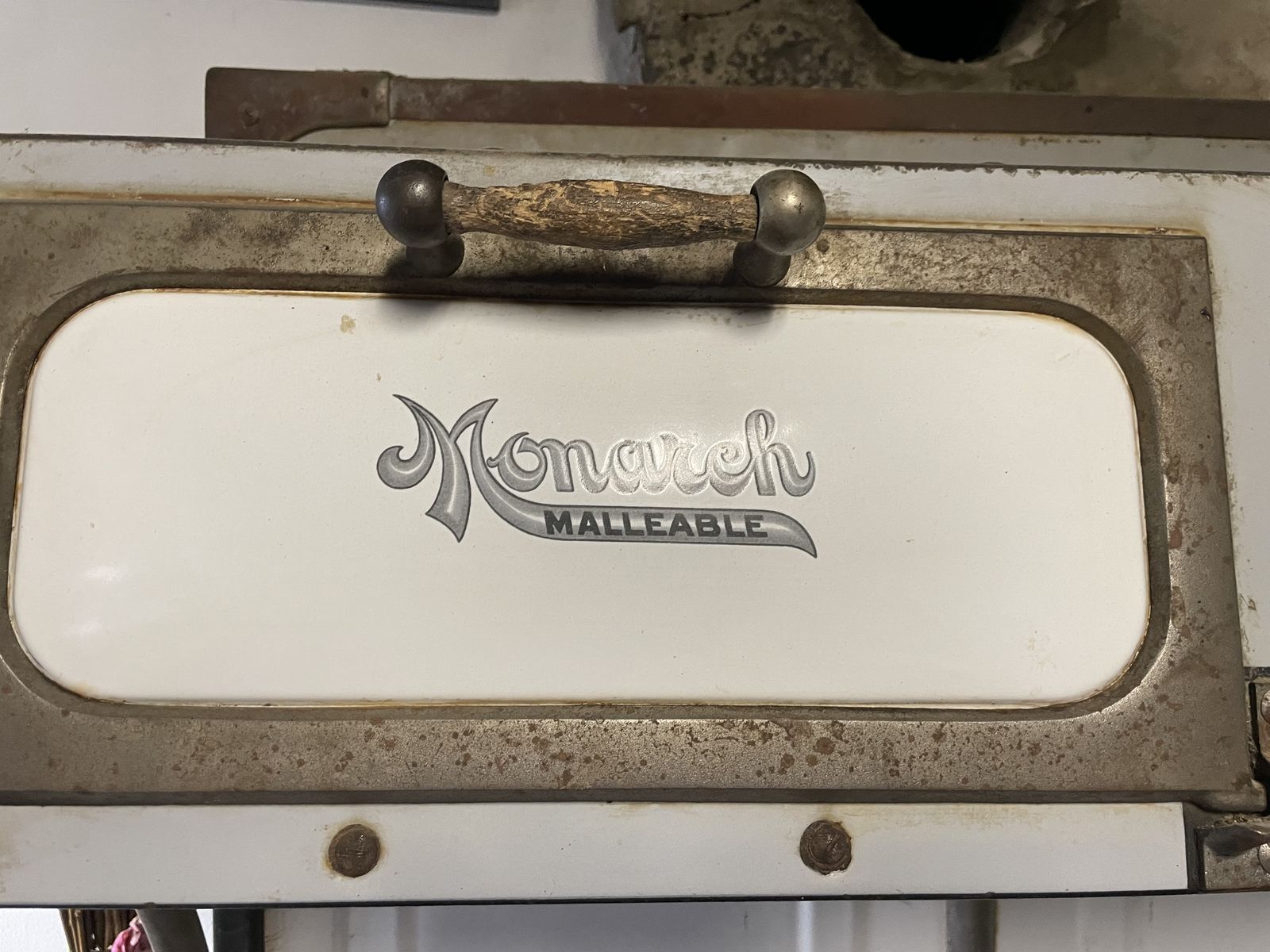 Main image 5